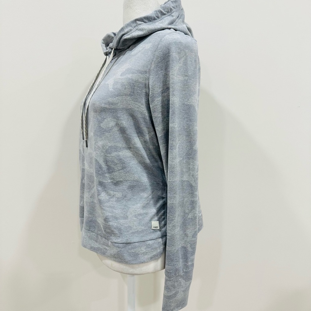 Vuori Hoodie Women Small Halo Essential VW226 Gray Camo Drawstring Top Soft Logo - Picture 3 of 9
